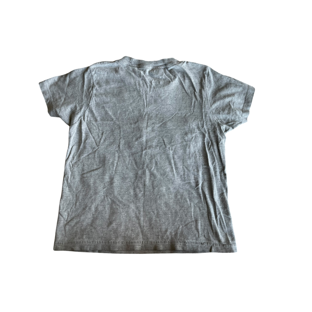 Boys Star Wars gray T-shirt size 6