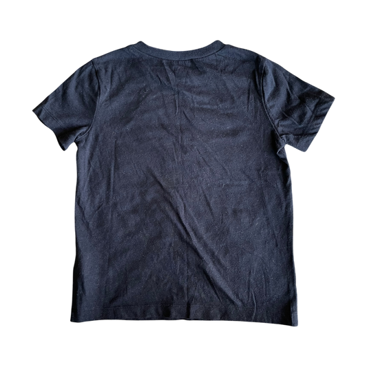 Boys old navy black and green T-shirt size 5