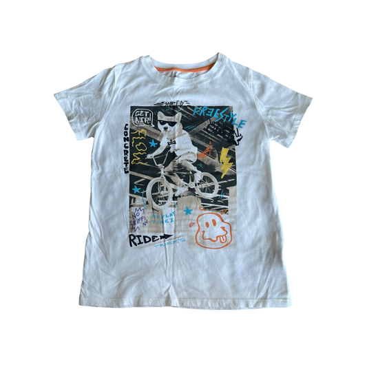 Boys Epic Threads white T-shirt size 9