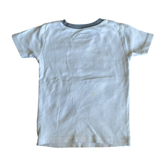 Boys carter’s white and gray T-shirt size 5