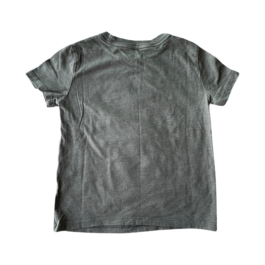 Boys cat & jack gray T-shirt size 4