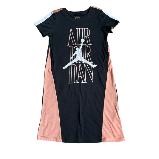 Girl joardran black and pink Dress size 10