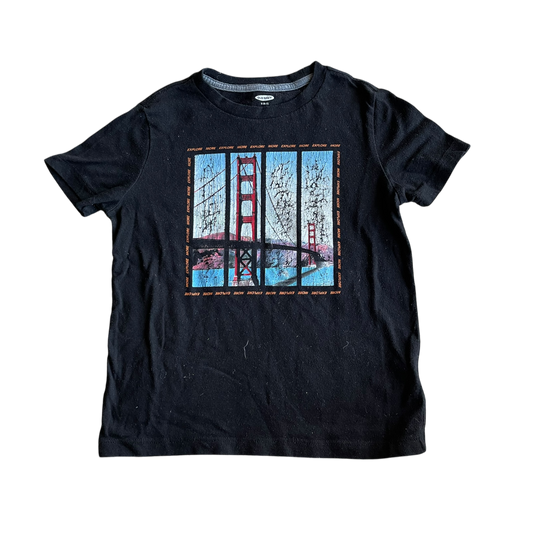 Boys old navy black T-shirt size 6
