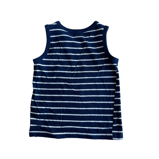 Boys carter’s navy and white T-shirt size 3