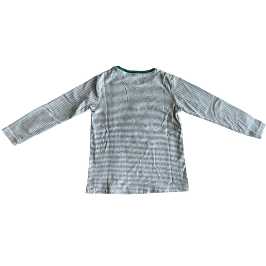 Boys M&S gray and white T-shirt size 3