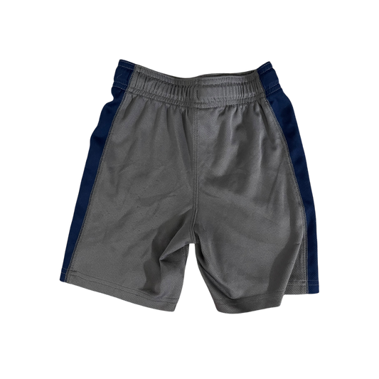 Boys carter’s gray Short size 4