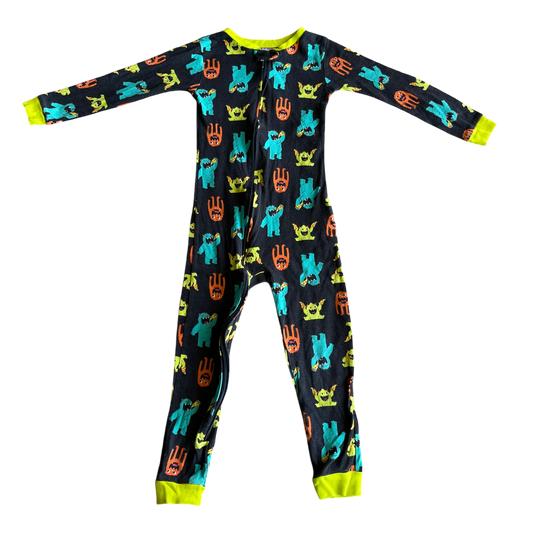 Boys carter’s black with mix colors  Onesie size 5