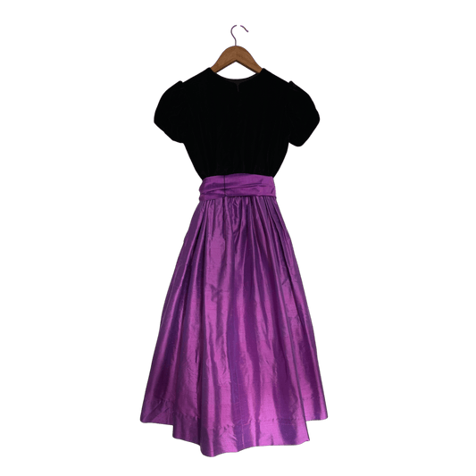 Boutique Dress - LeftKneePatch - LeftKneePatch