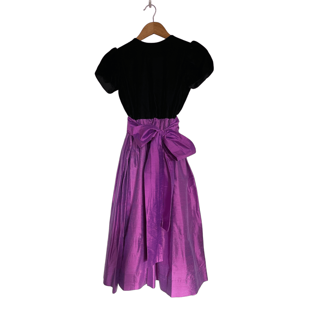 Boutique Dress - LeftKneePatch - LeftKneePatch