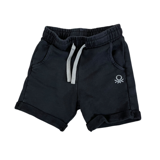 Boys united colors of benetton black Short size 4