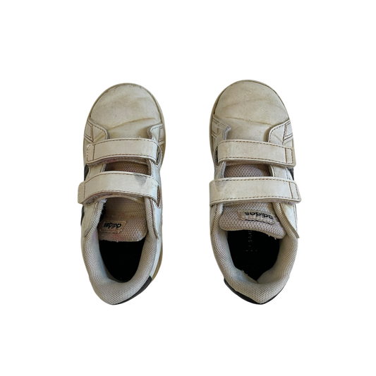 White Shoes  Size 10