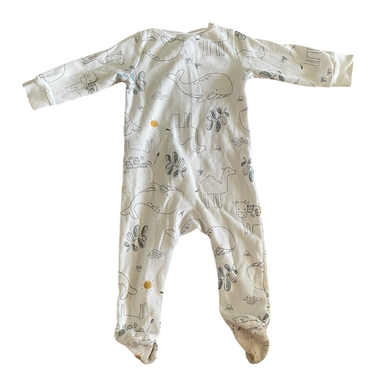 Boys carter’s white & gray Onesie size 6 mth