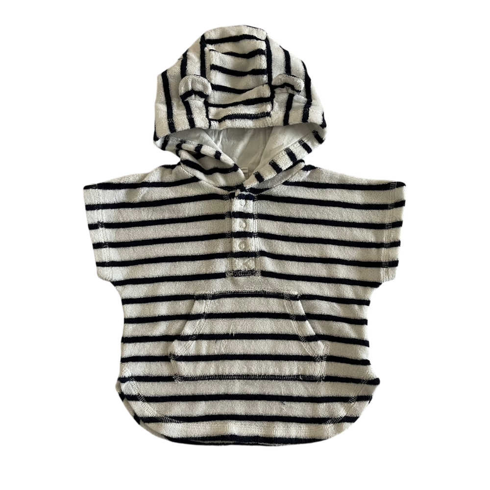 Boys gap navy and white Sweatshirt size 6 mth