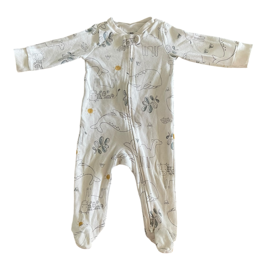 Boys carter’s white & gray Onesie size 6 mth