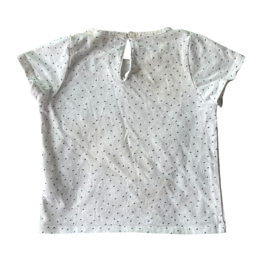 girl Gassica sinoor  white and black T-shirt  size 3