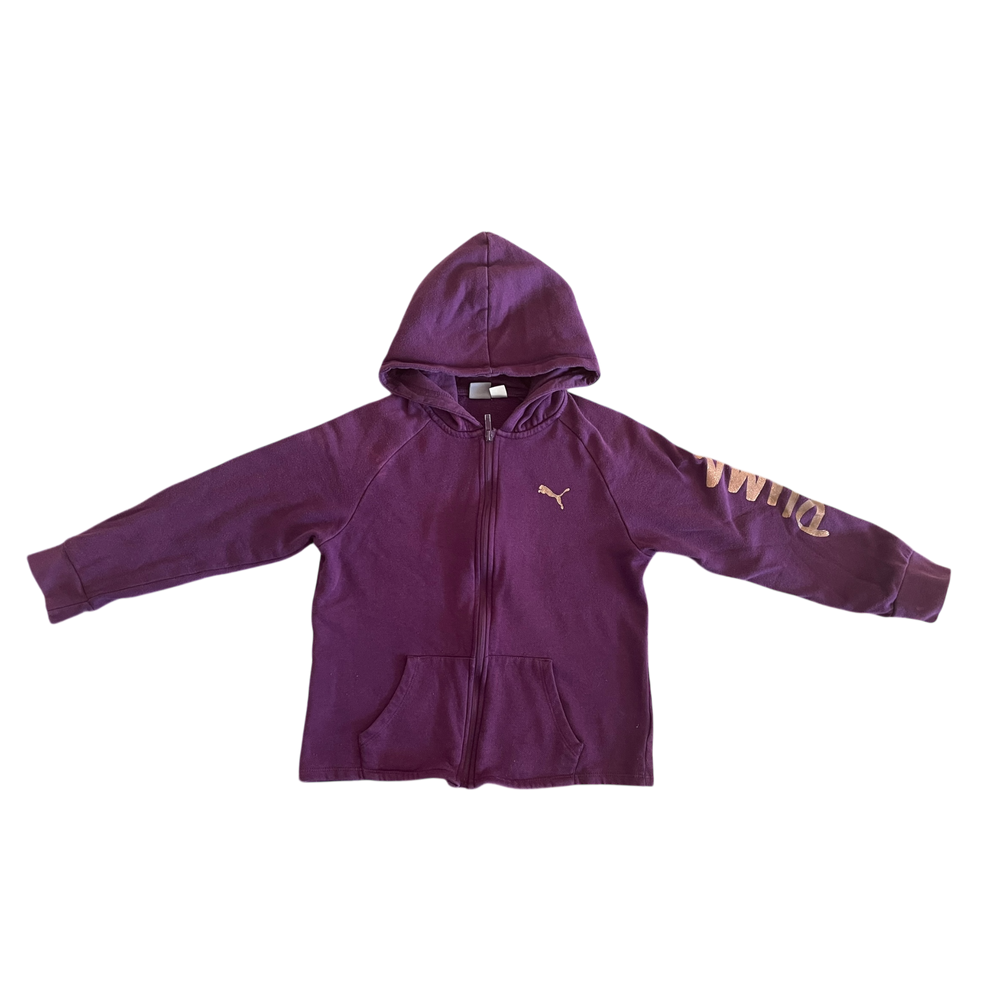 Puma’s sweatshirt
